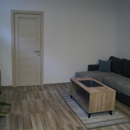 Apartman Una Sremski Karlovci Ngoại thất bức ảnh