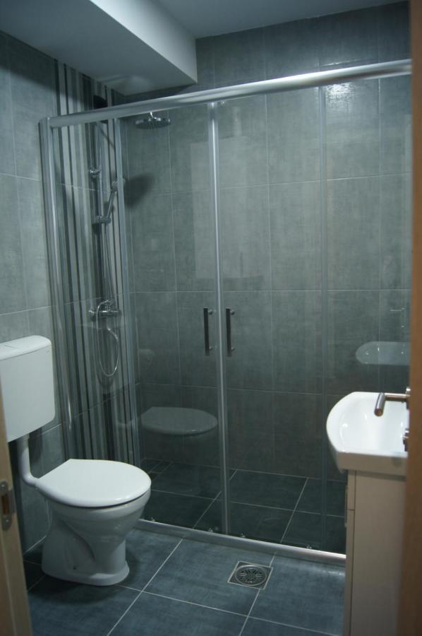 Apartman Una Sremski Karlovci Ngoại thất bức ảnh